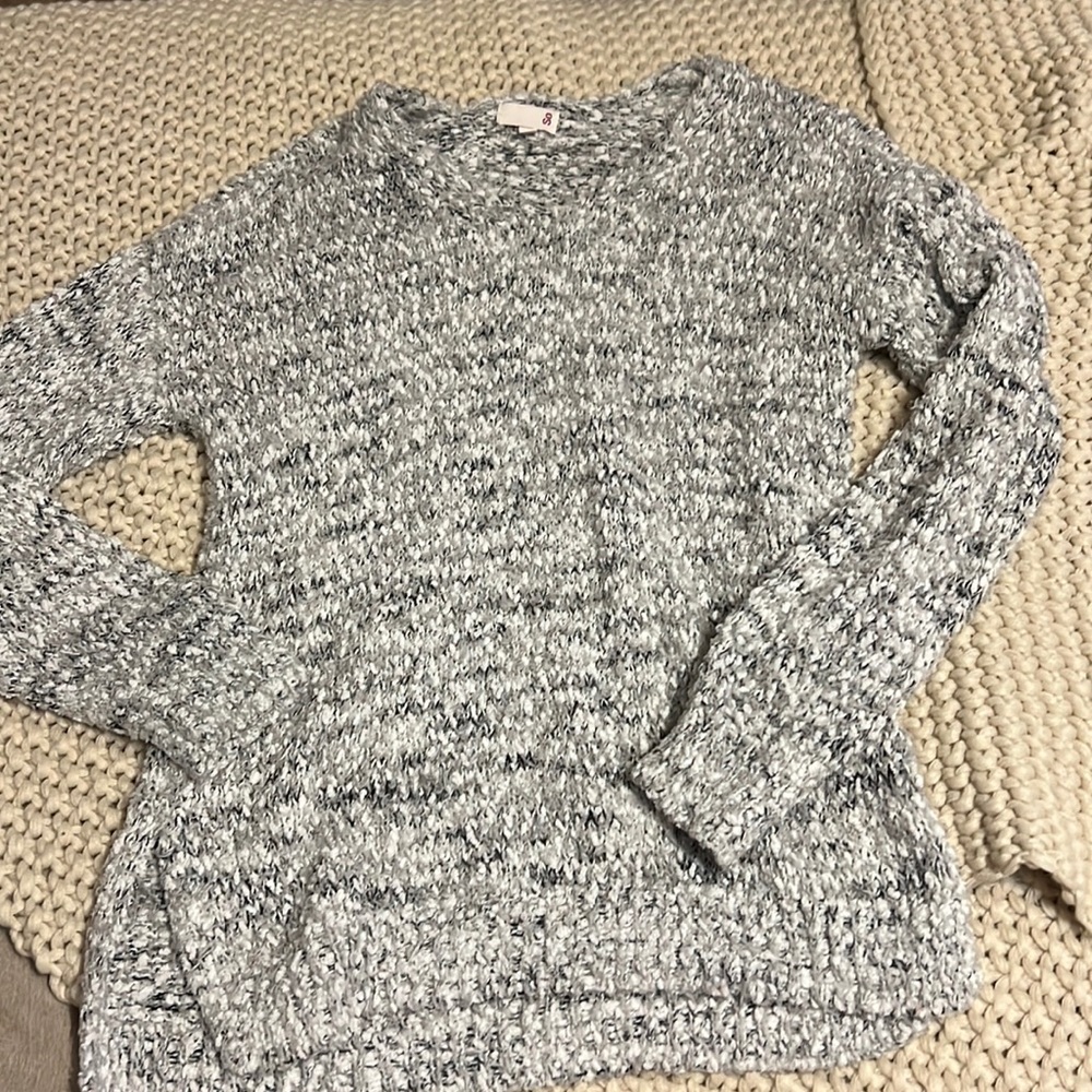 grey toned sweater very flattering and comfy
